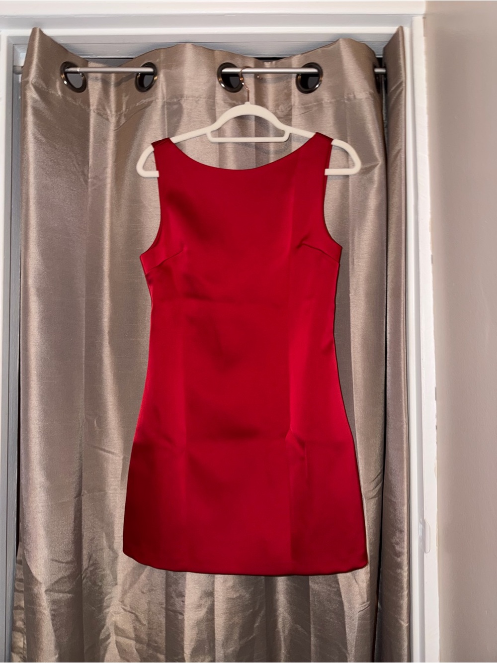 DYNAMITE Red dress